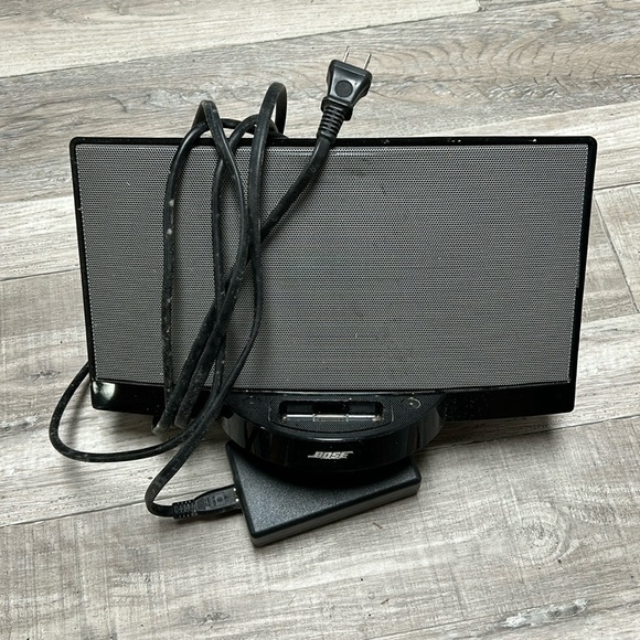 Bose Sounddock - Picture 1 of 4